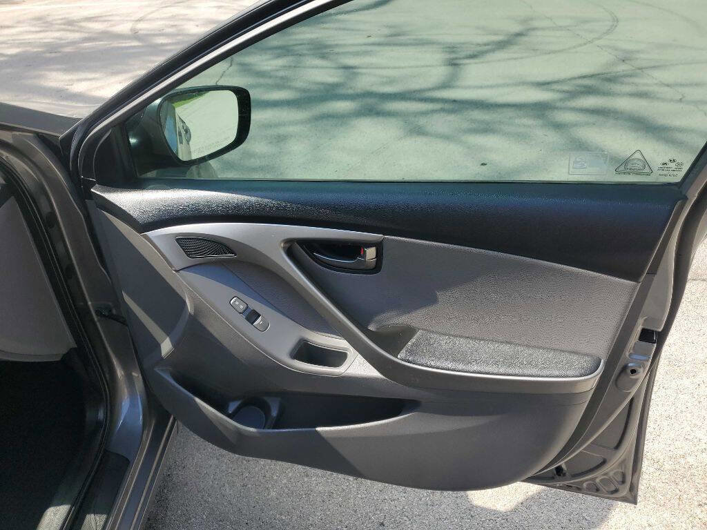 Used 2013 Hyundai Elantra Limited FWD image 62