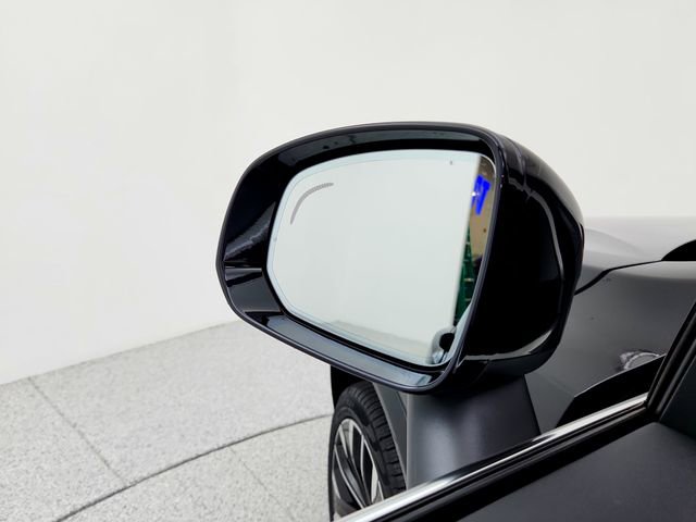 New 2026 Volvo XC90 B5 Plus w/ Protection Package image 23