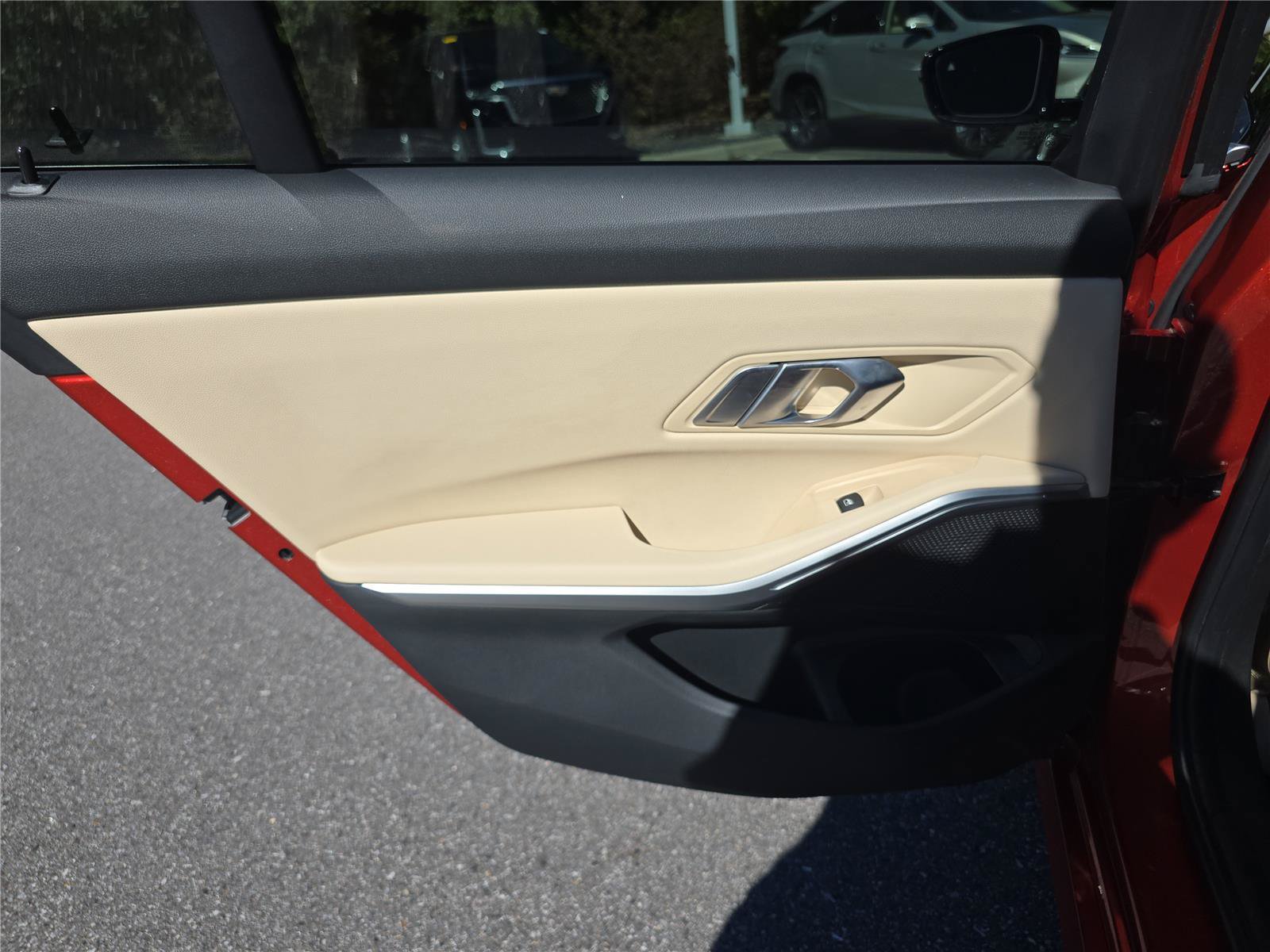 Used 2019 BMW 330i xDrive Sedan AWD/4WD image 13