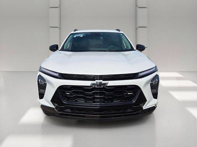 Certified 2024 Chevrolet Trax ACTIV w/ Driver Confidence Package FWD image 8