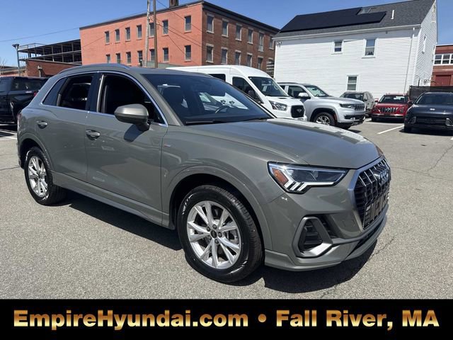 Used 2024 Audi Q3 2.0T Premium AWD/4WD image 2