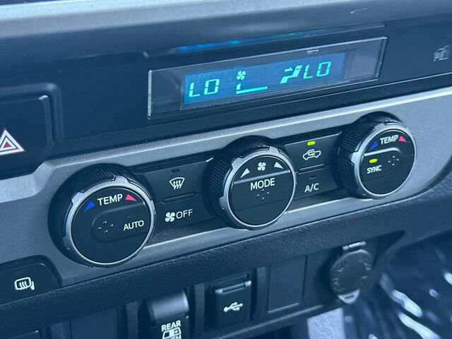 Used 2022 Toyota Tacoma SR5 image 22