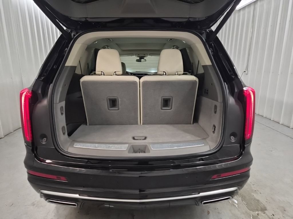 Certified 2025 Cadillac XT6 Premium Luxury image 22