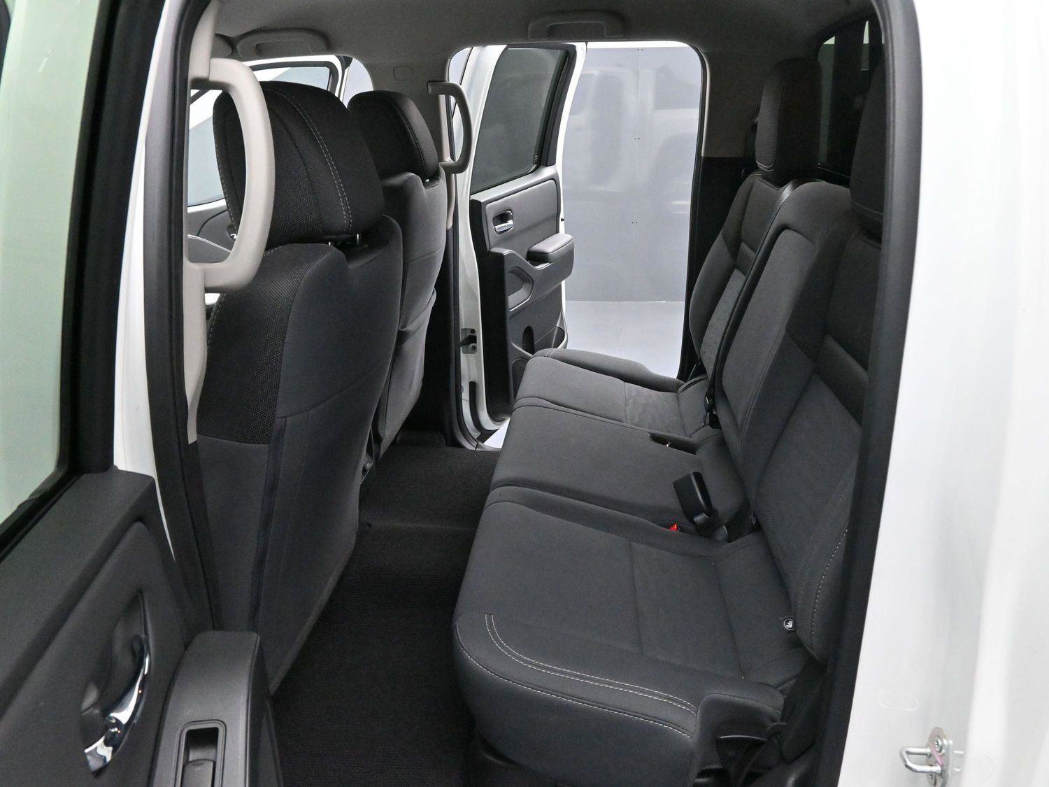 Used 2024 Nissan Frontier SV w/ Hardbody Edition image 28