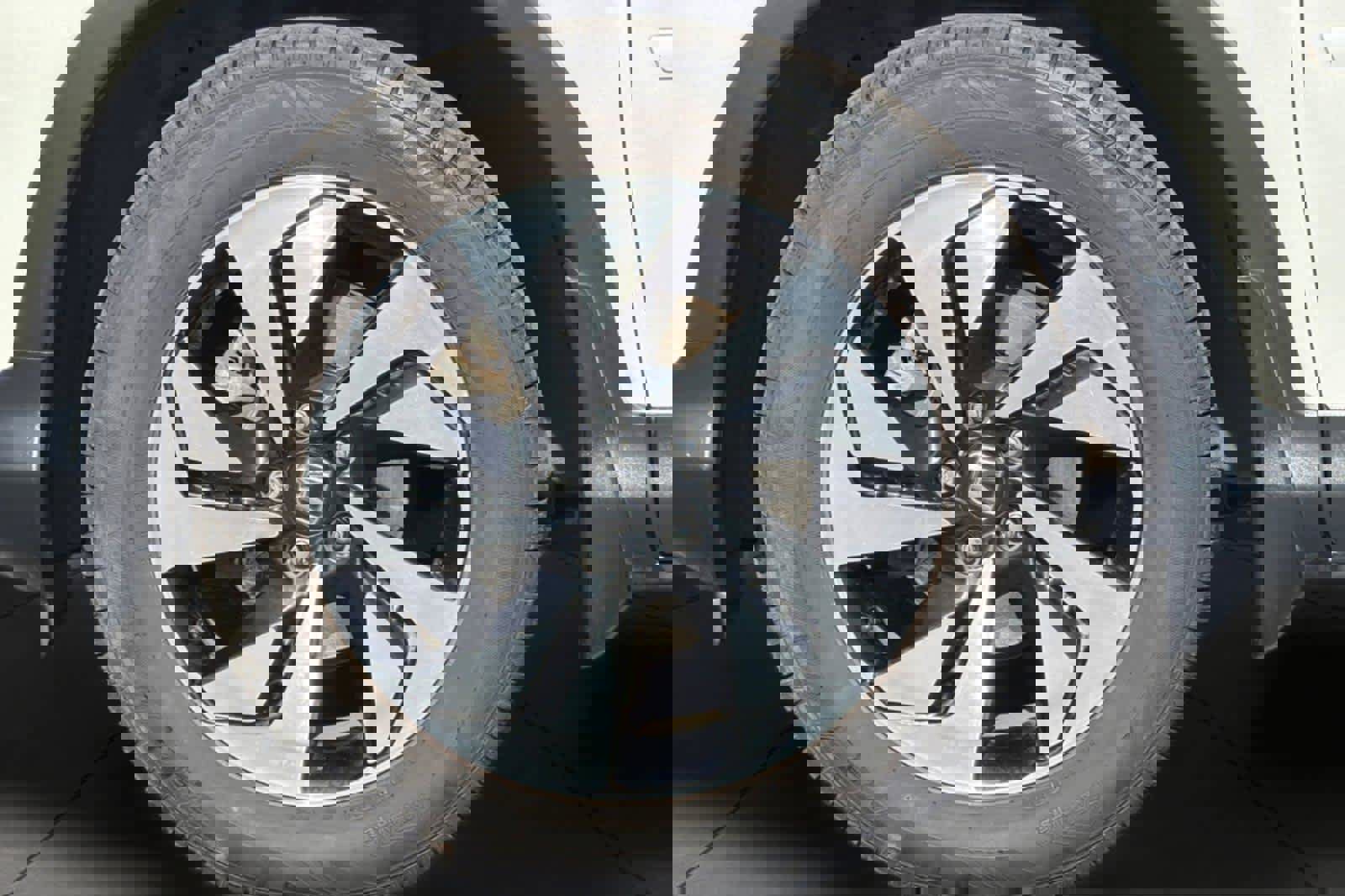 Used 2015 Honda CR-V Touring image 11