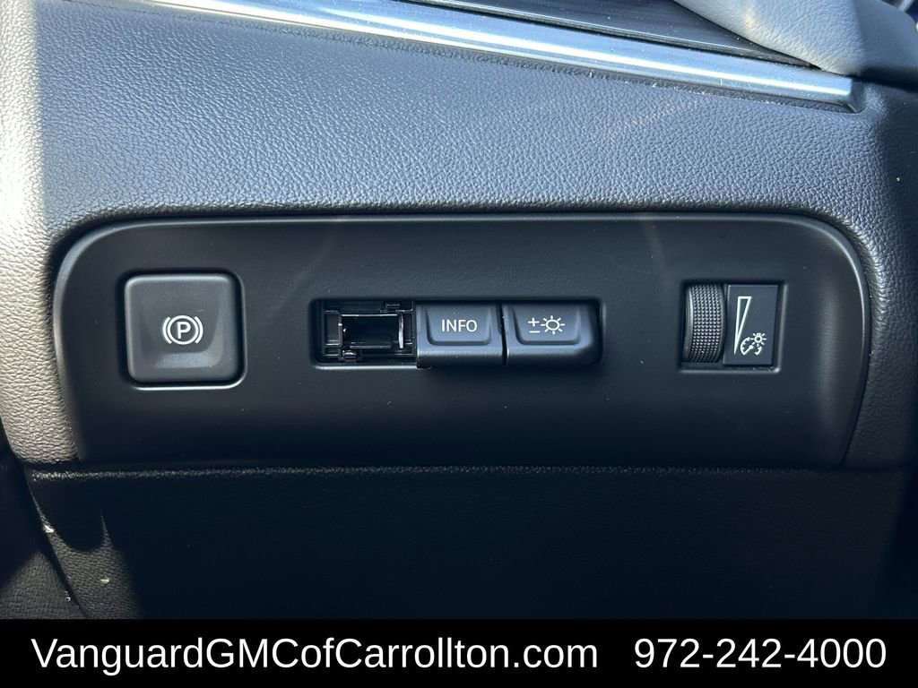 Used 2024 Buick Enclave Premium image 25