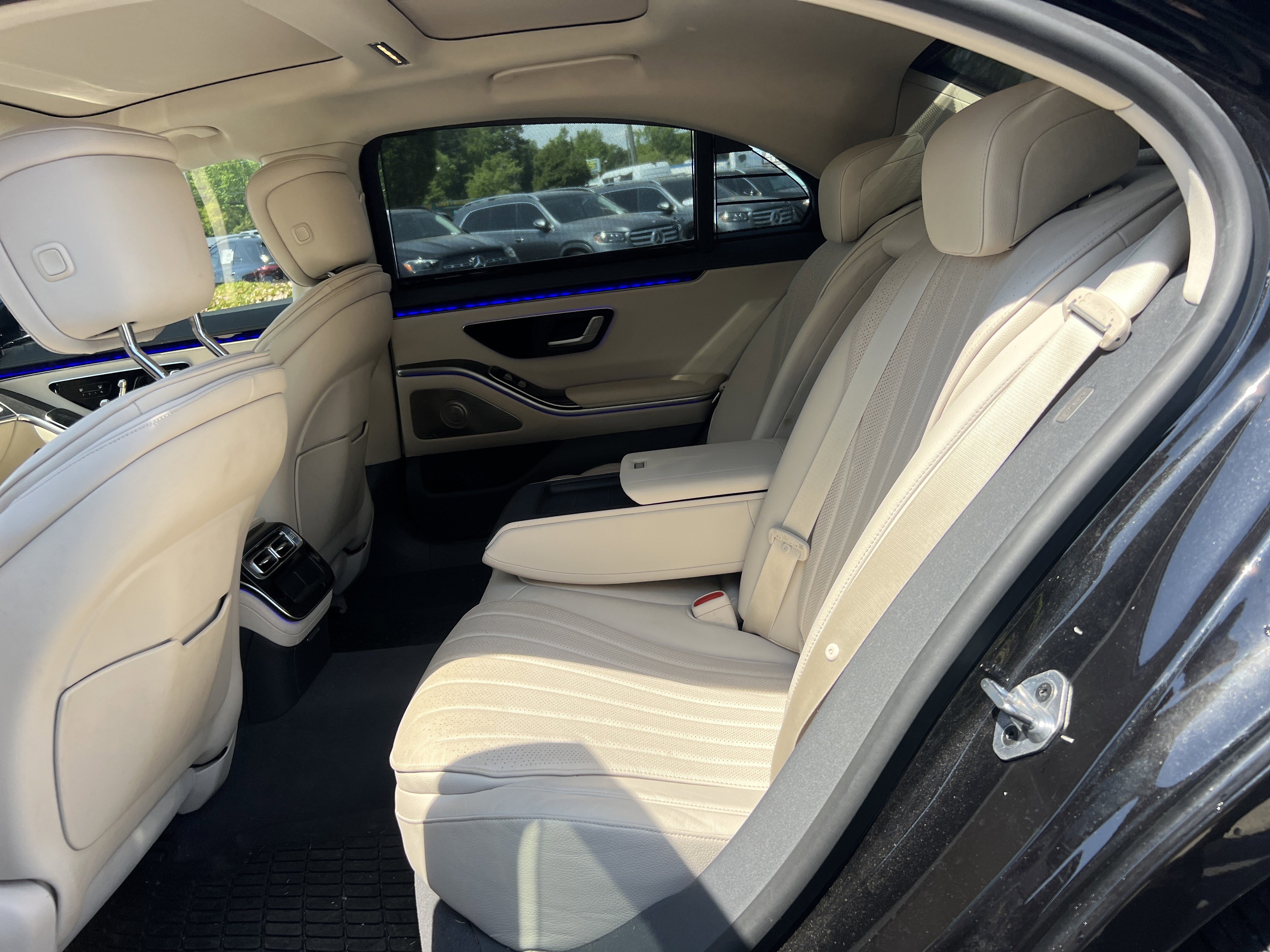 Used 2022 Mercedes-Benz S 500 4MATIC image 31