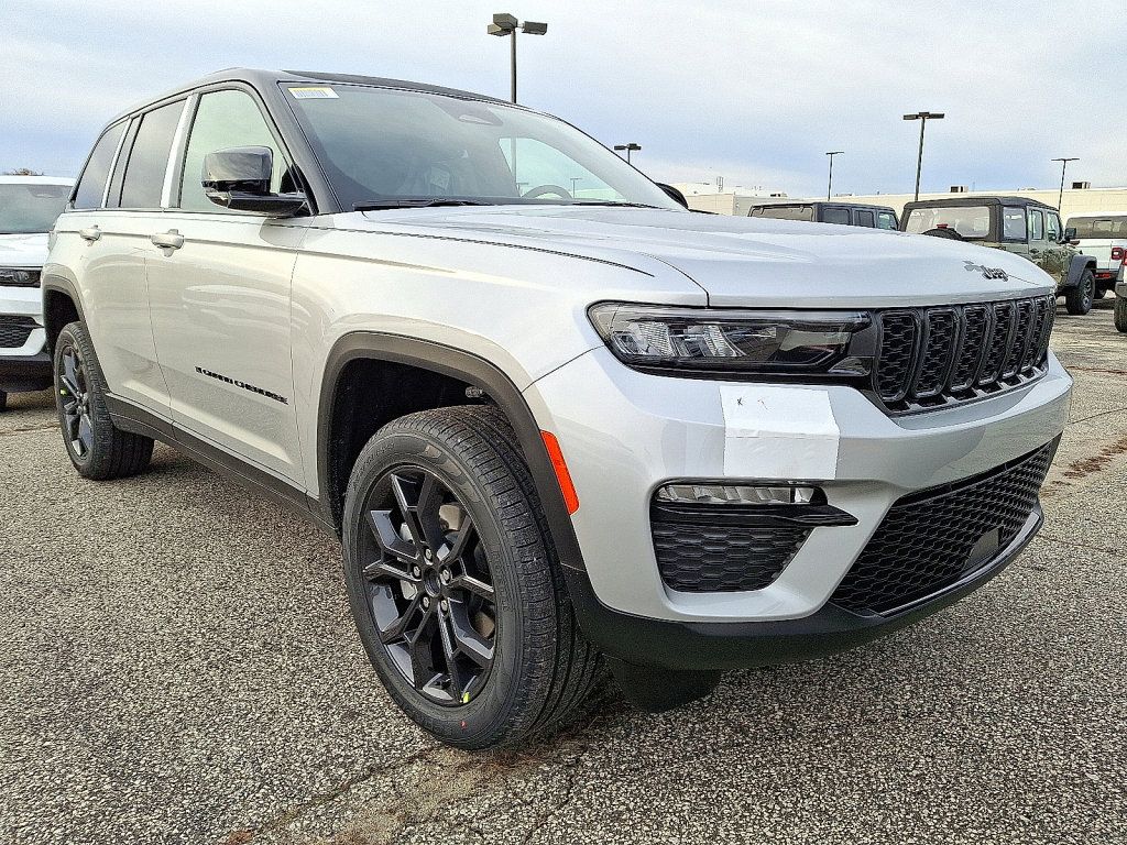 New 2025 Jeep Grand Cherokee Limited image 2