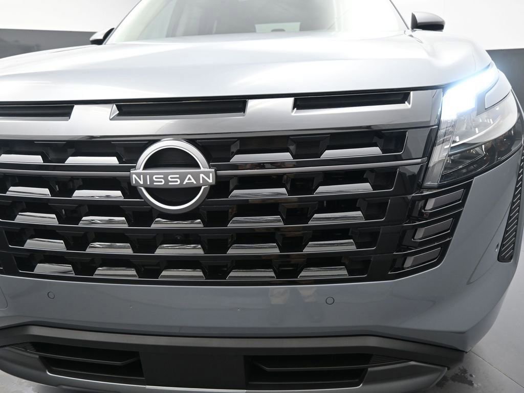 New 2026 Nissan Pathfinder Platinum image 11