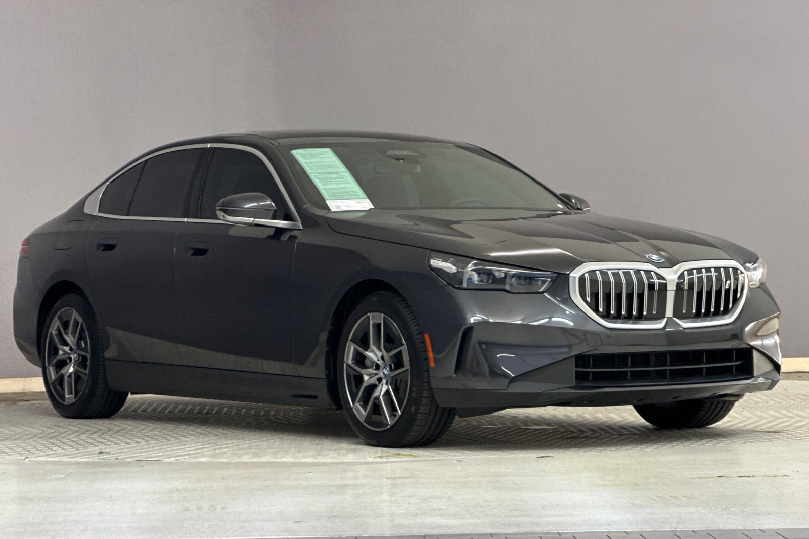 Certified 2024 BMW i5 eDrive40i w/ Premium Package RWD image 6
