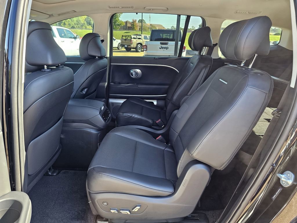 New 2026 Hyundai Ioniq 9 Limited image 13