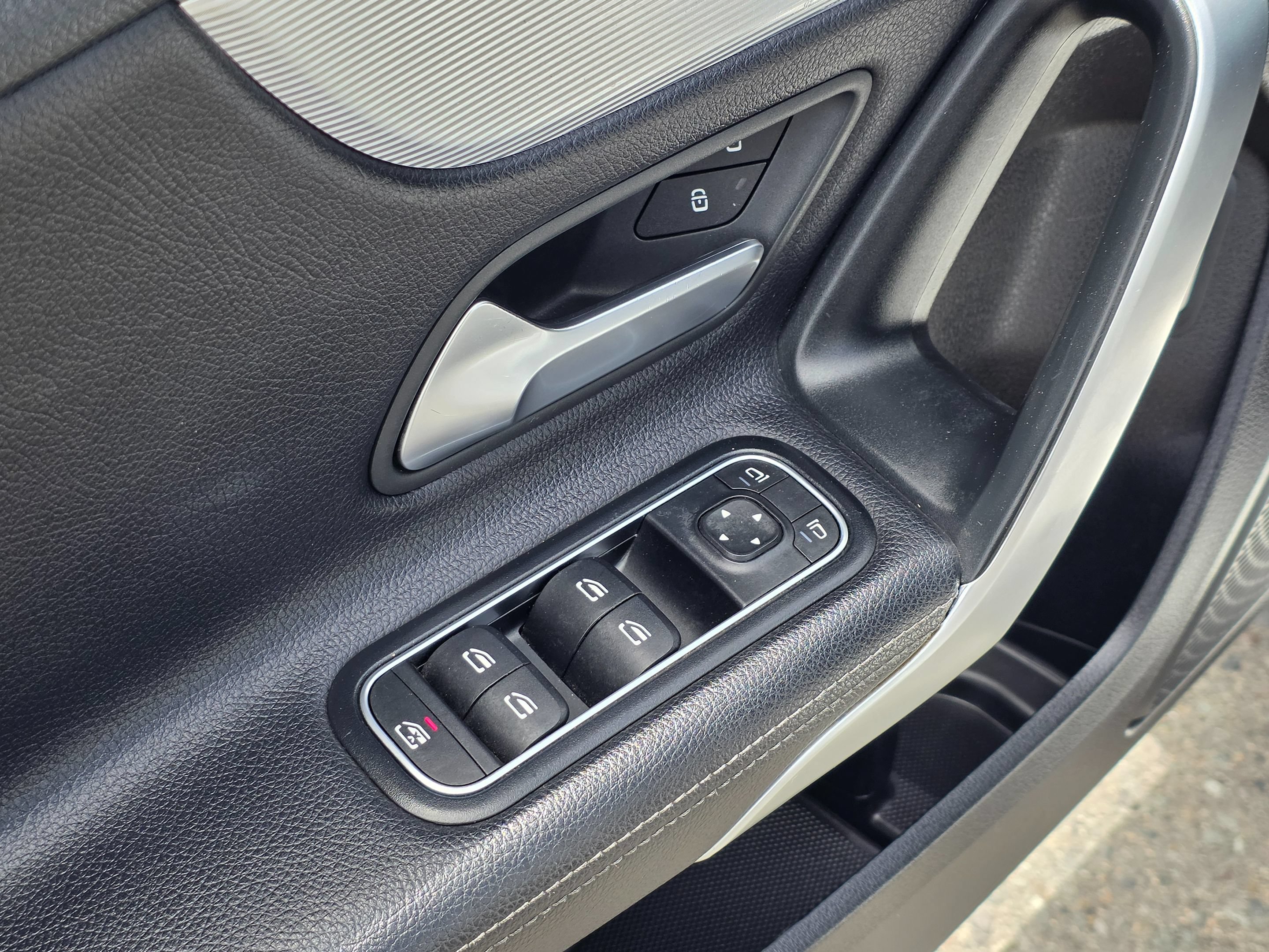 Used 2019 Mercedes-Benz A 220 w/ Parking Assistance Package image 22