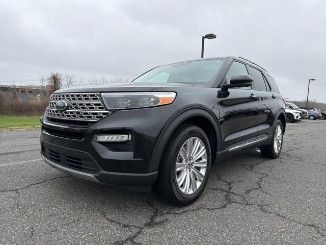Used 2022 Ford Explorer Limited w/ Equipment Group 301A image 4