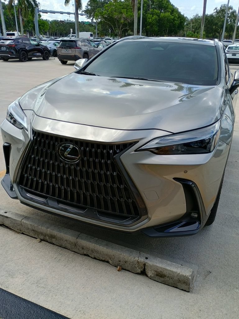 Certified 2025 Lexus NX 250 FWD w/ Accessory Package (2T)