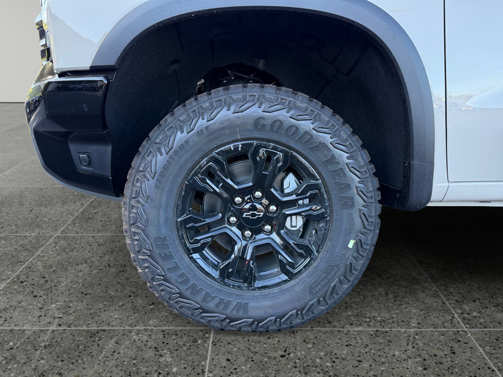 New 2026 Chevrolet Silverado 1500 ZR2 AWD/4WD image 14