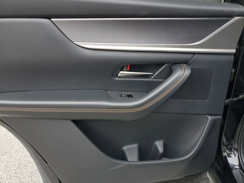 Used 2024 MAZDA CX-90 3.3 Turbo w/ Preferred Plus image 17