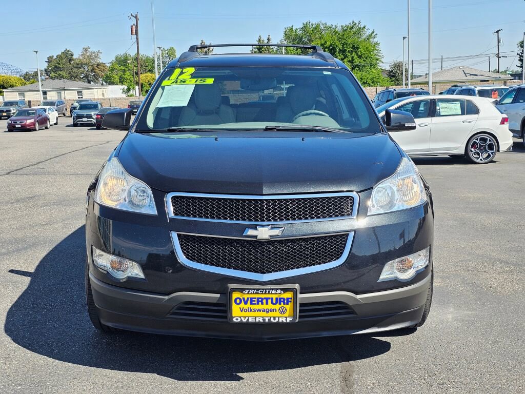 Used 2012 Chevrolet Traverse LT w/ LPO, 'HIT The Road' Package AWD/4WD image 6