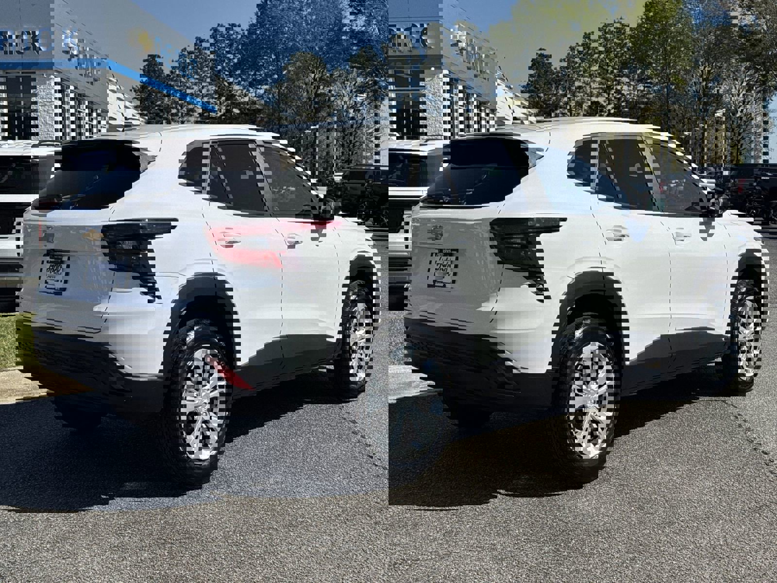 Used 2024 Chevrolet Trax LS image 10