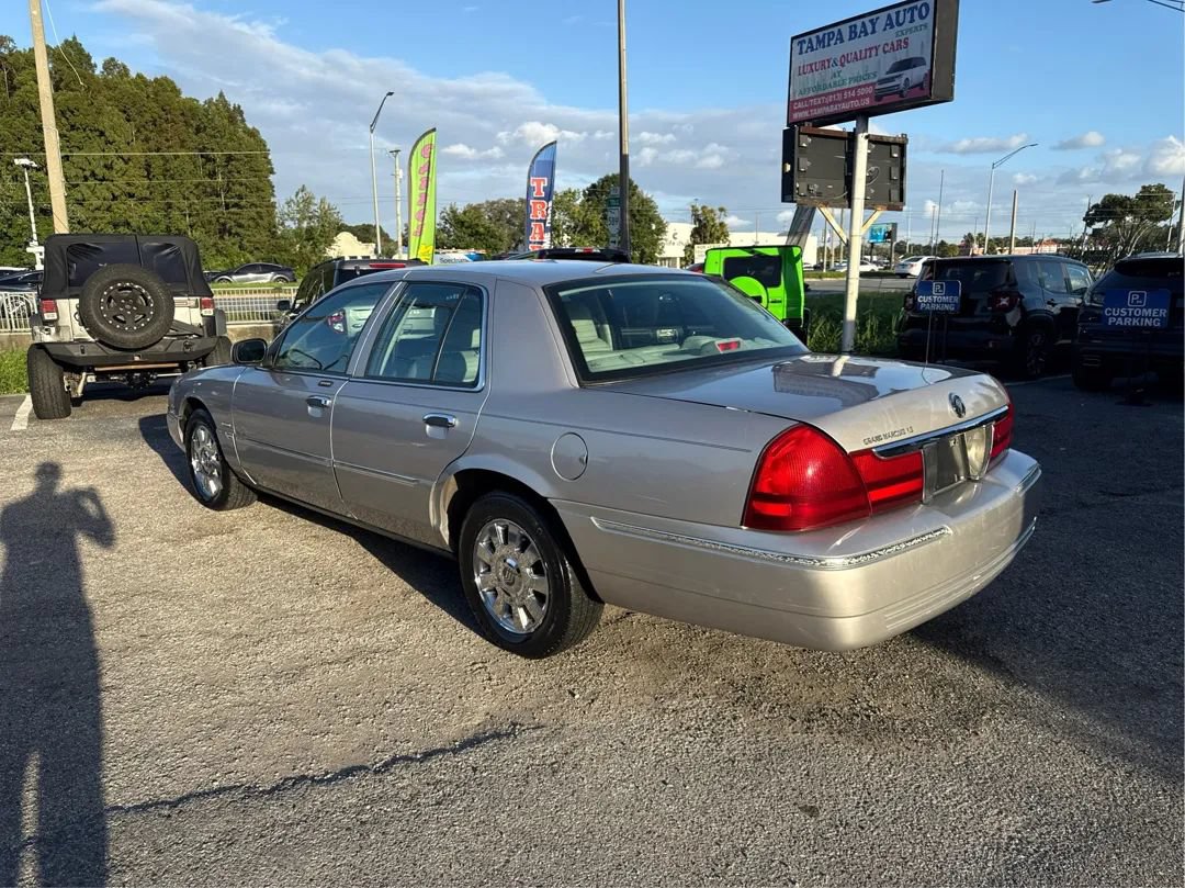 Used 2005 Mercury Grand Marquis LS RWD image 7