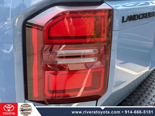 Used 2025 Toyota Land Cruiser w/ Premium Package AWD/4WD image 11
