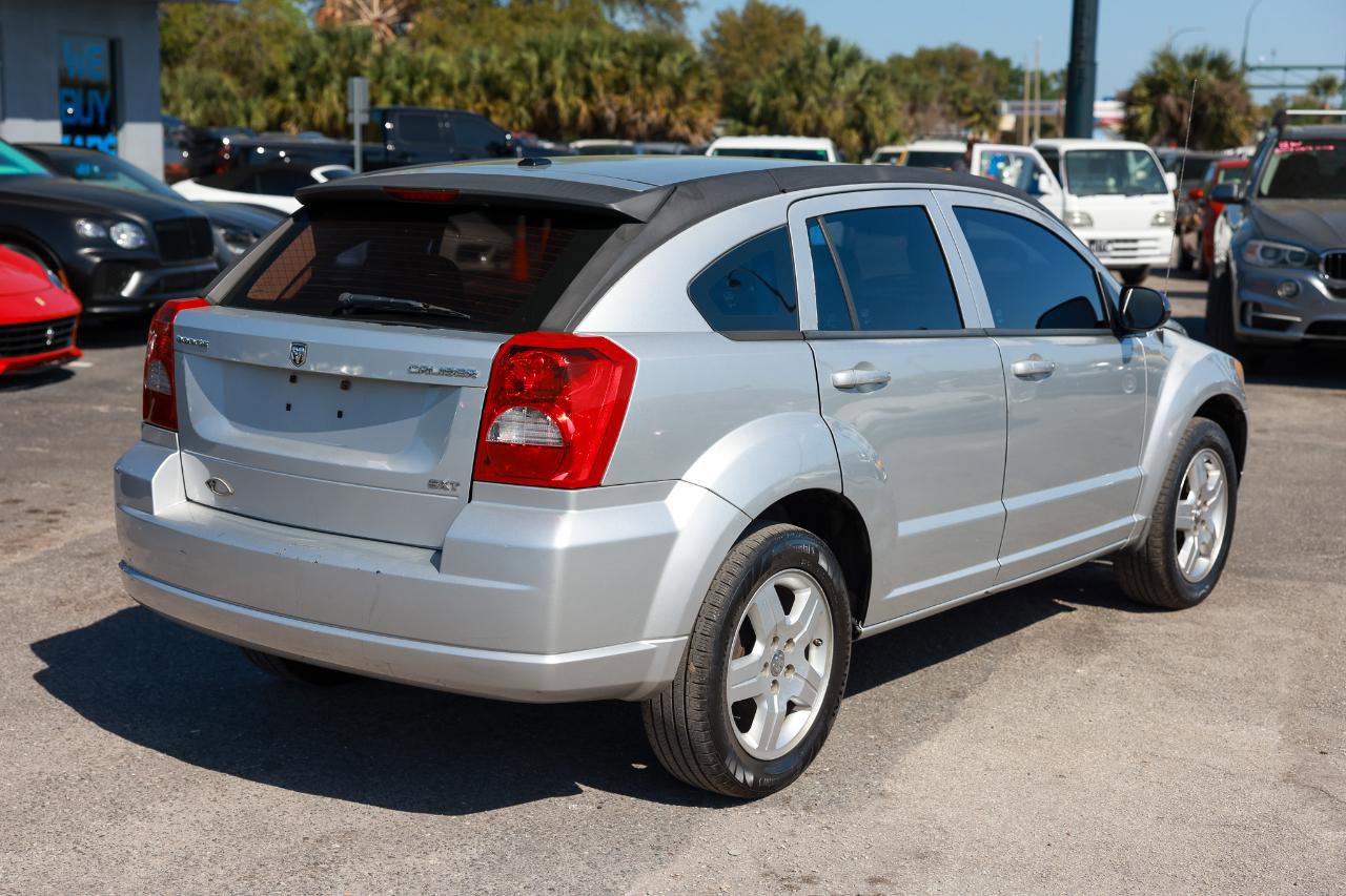 Used 2009 Dodge Caliber SXT image 11