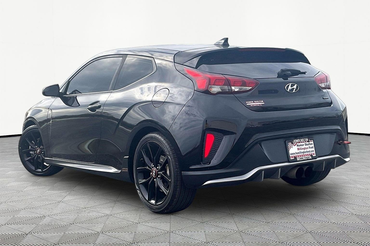 Used 2019 Hyundai Veloster Turbo R-Spec image 10