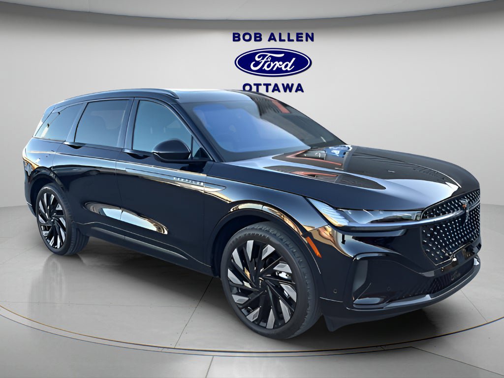 Used 2024 Lincoln Nautilus Reserve w/ Equipment Group 203A image 11