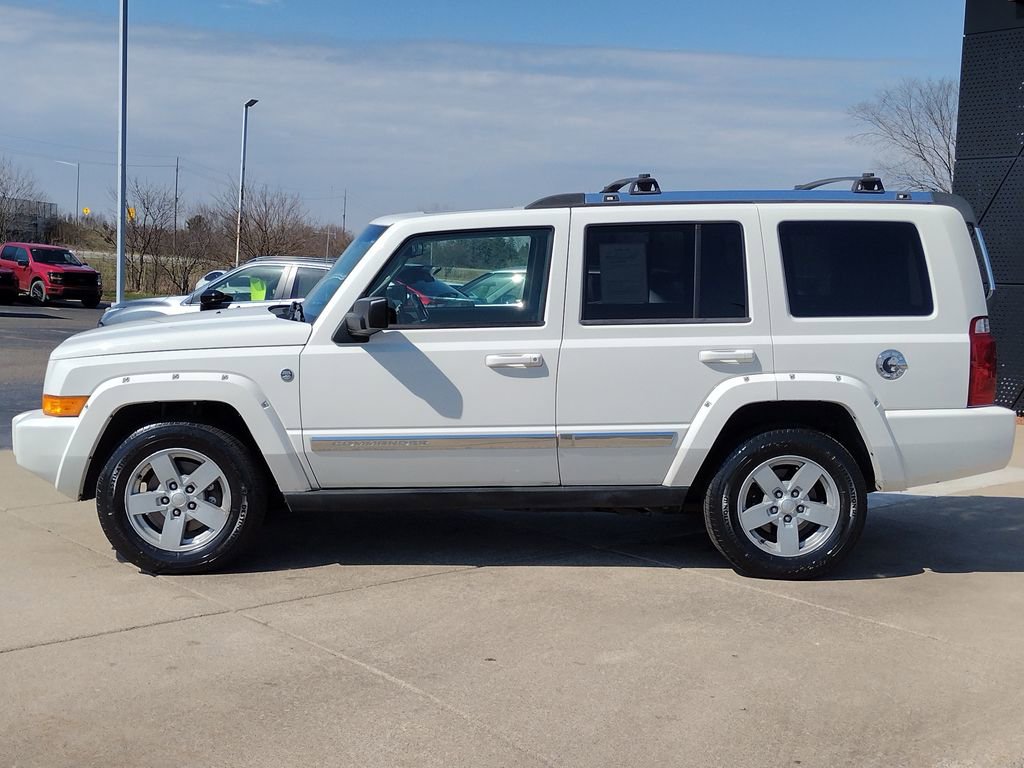 Used 2008 Jeep Commander Limited w/ Trailer Tow Group IV image 19