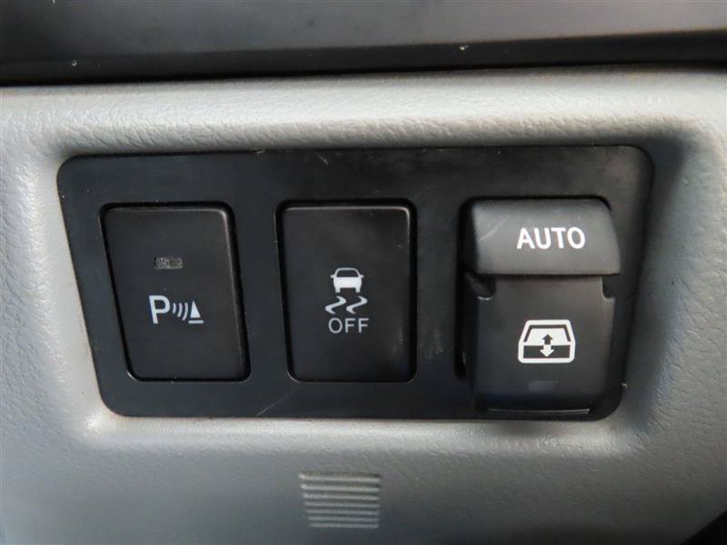 Used 2019 Toyota Sequoia Limited w/ Safety & Convenience Package AWD/4WD image 22