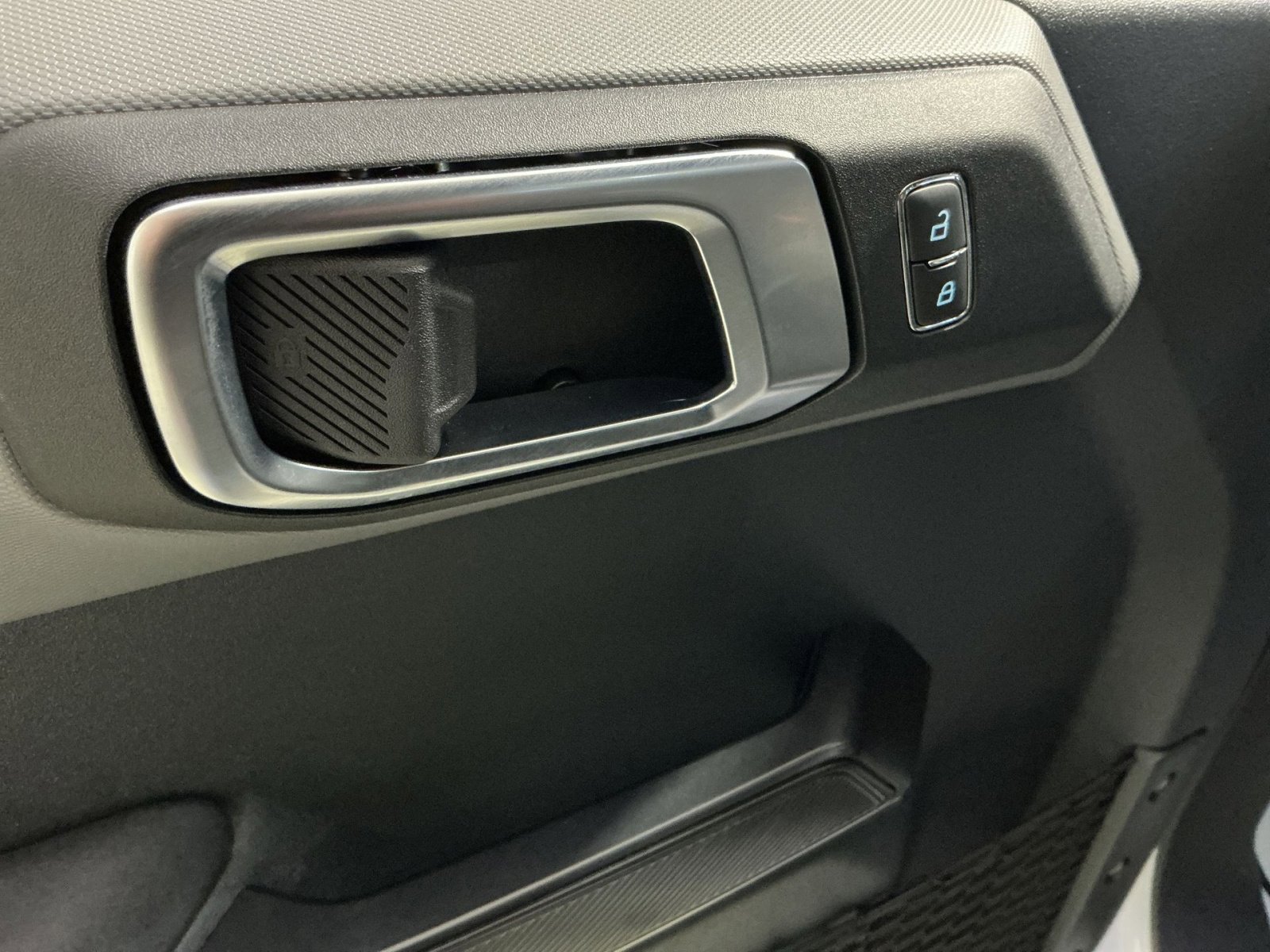 Used 2024 Ford Bronco Black Diamond image 23
