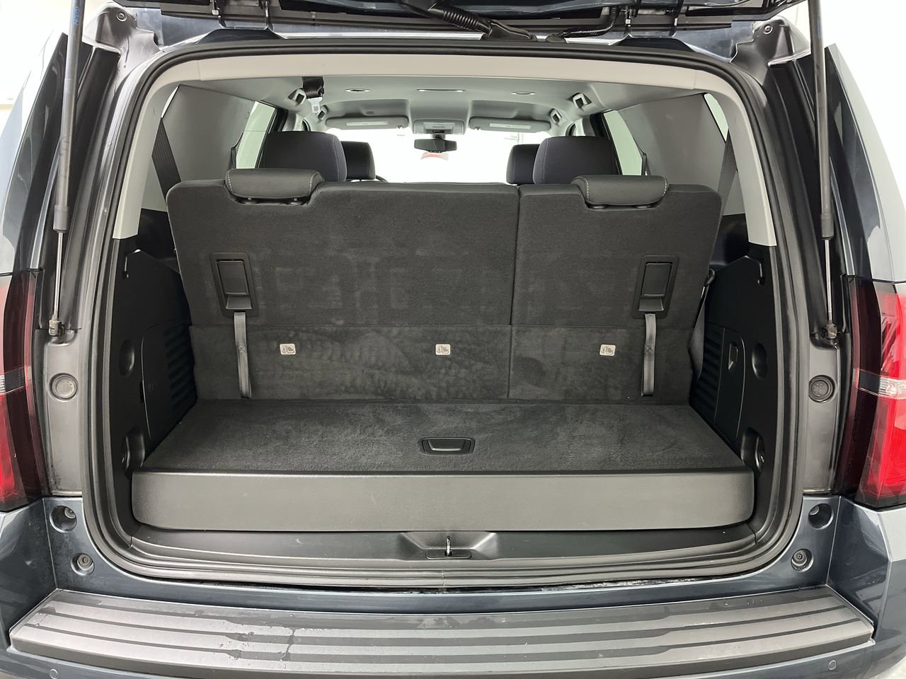 Certified 2020 Chevrolet Tahoe LS w/ Max Trailering Package AWD/4WD image 27