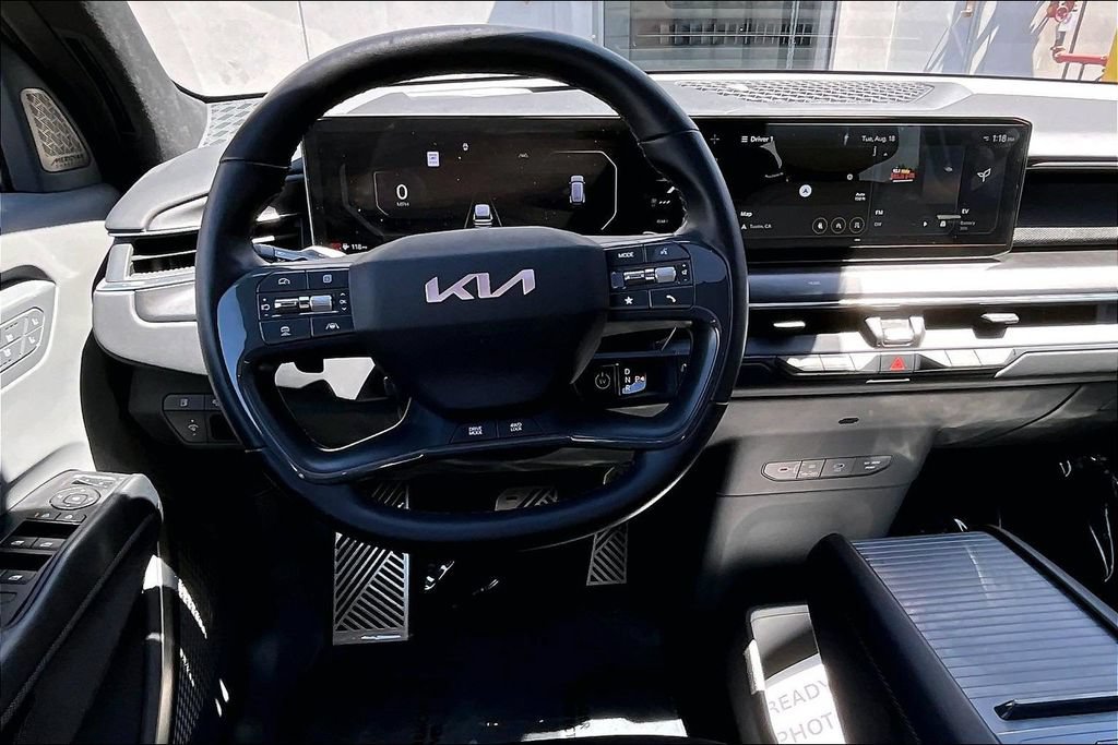 Used 2024 Kia EV9 GT-Line AWD/4WD image 8