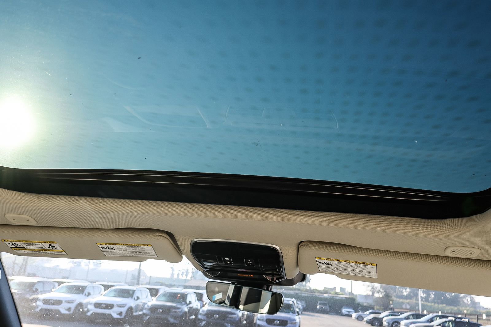 New 2026 Land Rover Range Rover SE image 25