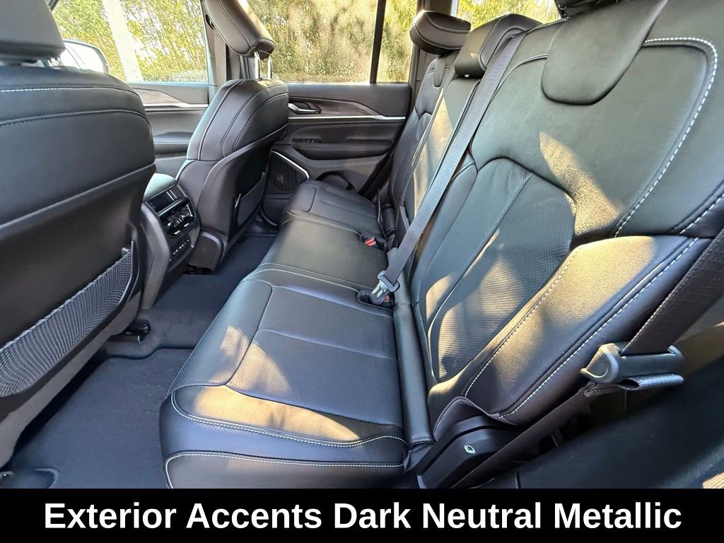 New 2026 Jeep Grand Cherokee Limited Reserve image 24