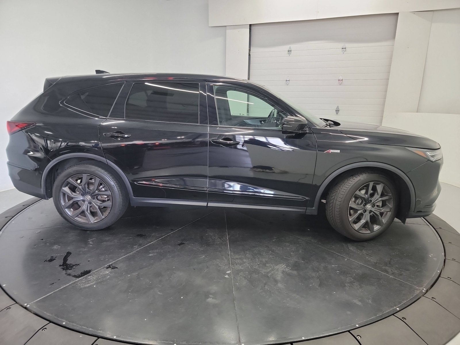 Used 2023 Acura MDX A-Spec AWD/4WD image 11