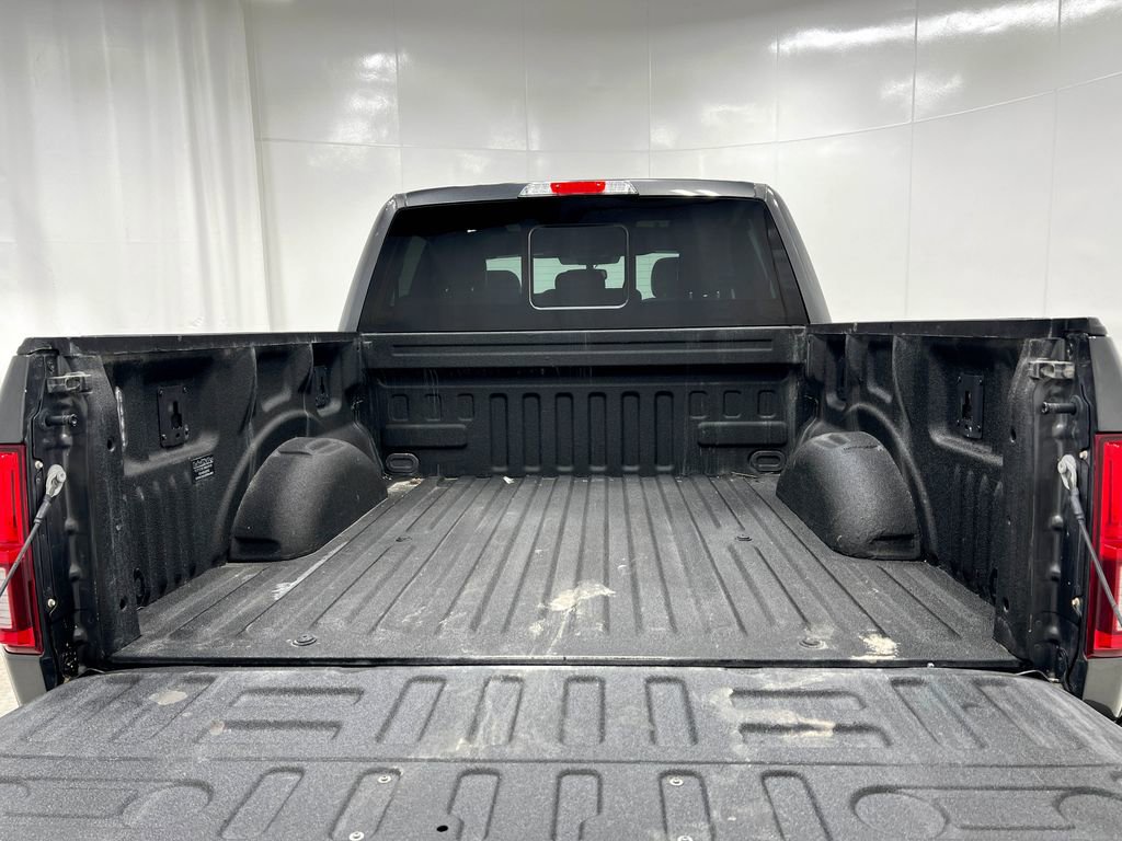 Used 2019 Ford F150 Lariat w/ Equipment Group 502A Luxury AWD/4WD image 28