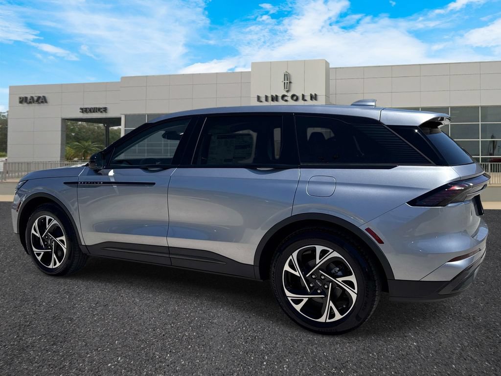 New 2026 Lincoln Nautilus Premier w/ Equipment Group 102A AWD/4WD image 5