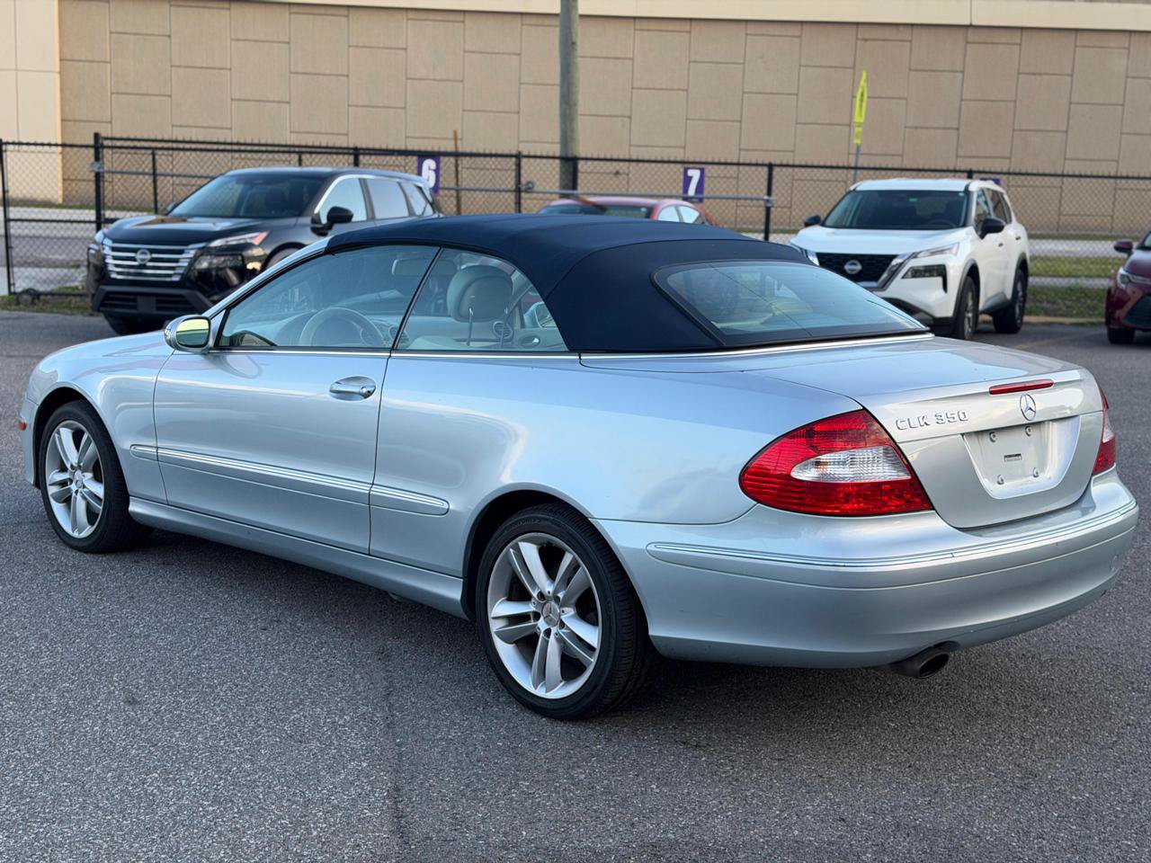 Used 2007 Mercedes-Benz CLK 350 Cabriolet image 10