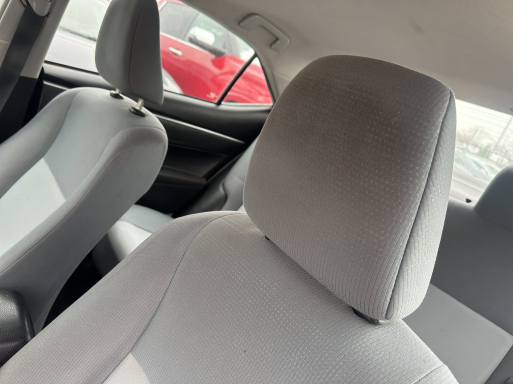 Used 2016 Toyota Corolla L image 6