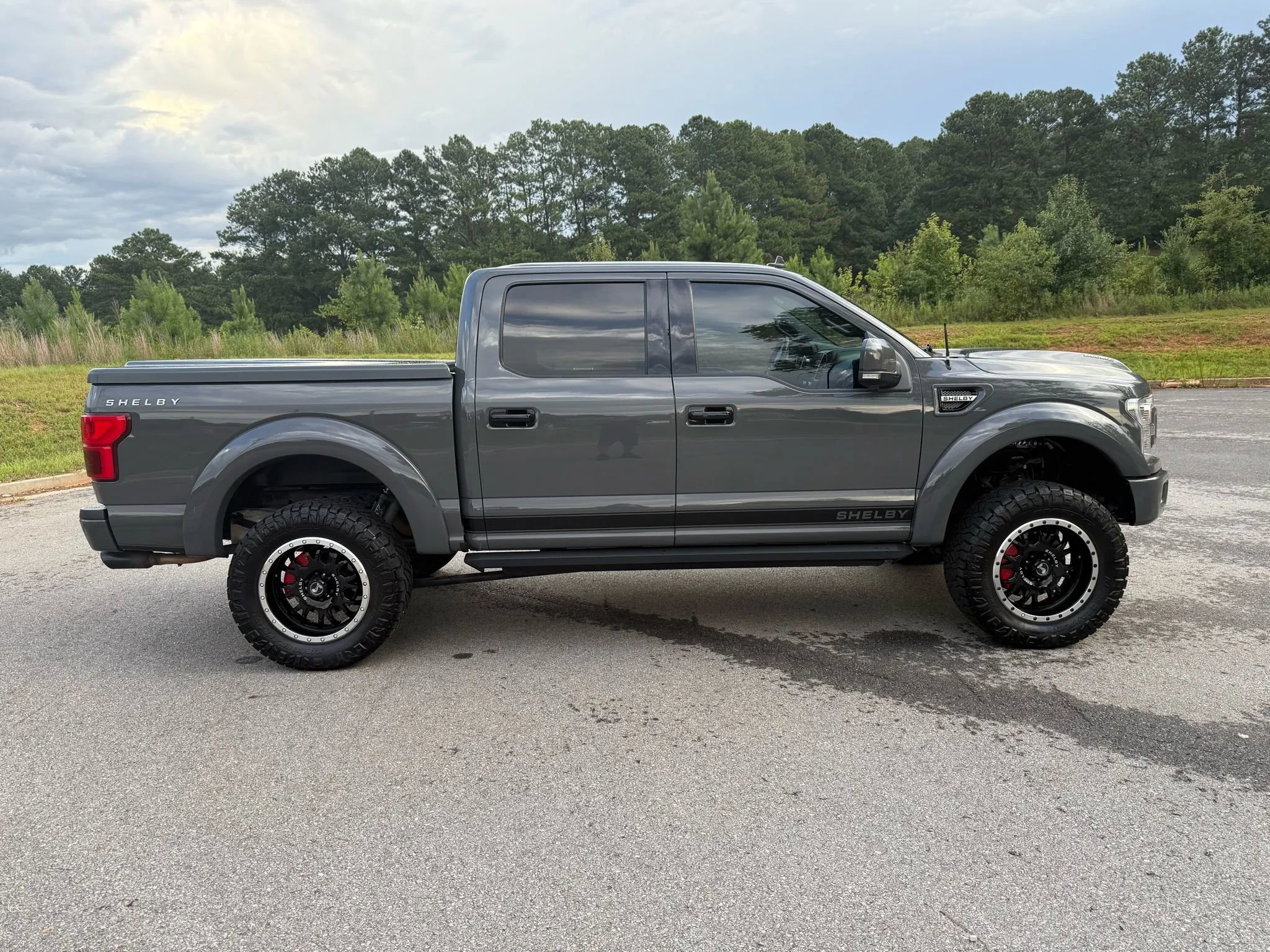 Used 2019 Ford F150 Lariat w/ Equipment Group 502A Luxury image 7