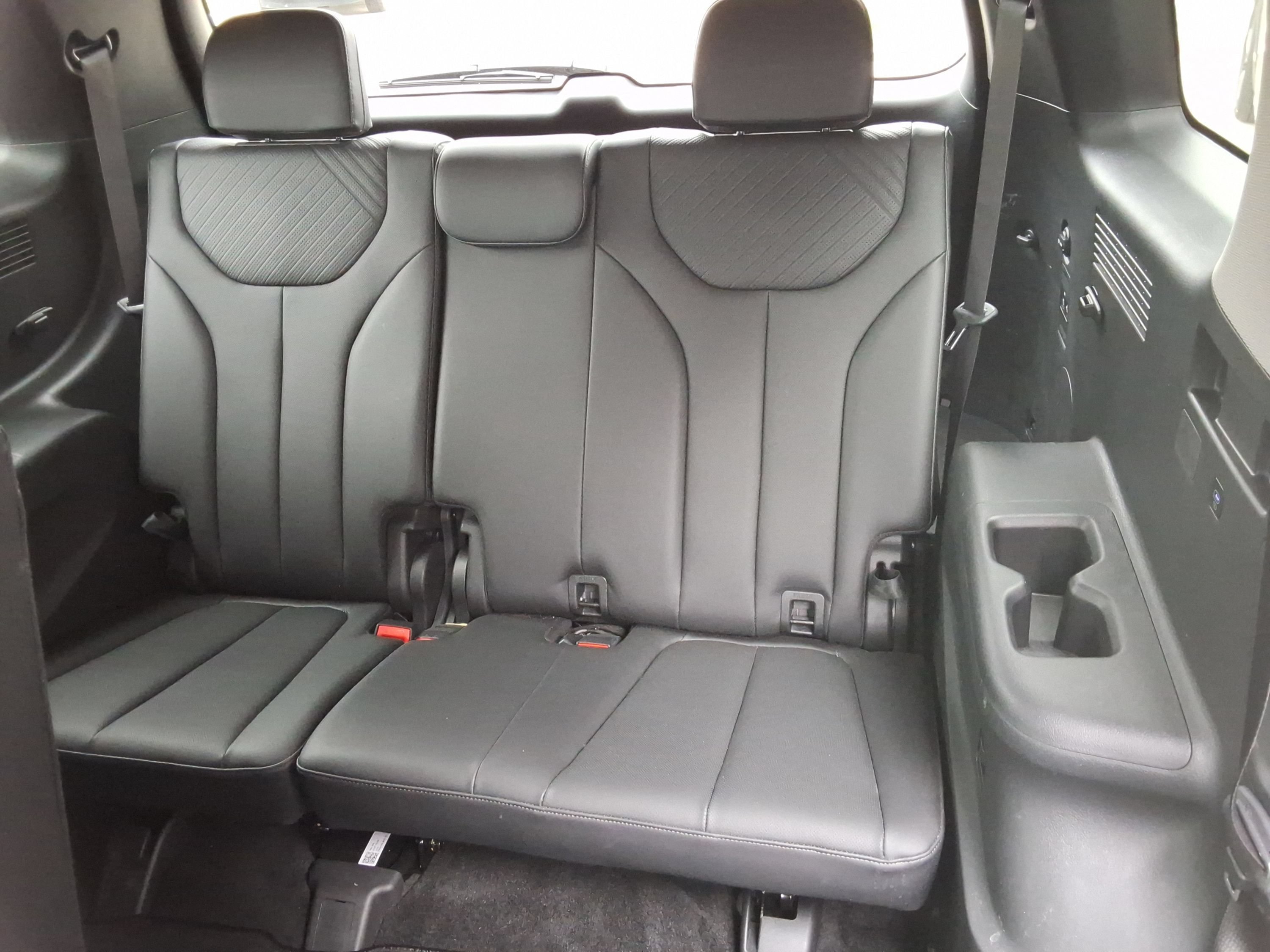 Used 2025 Hyundai Palisade SEL AWD/4WD image 33