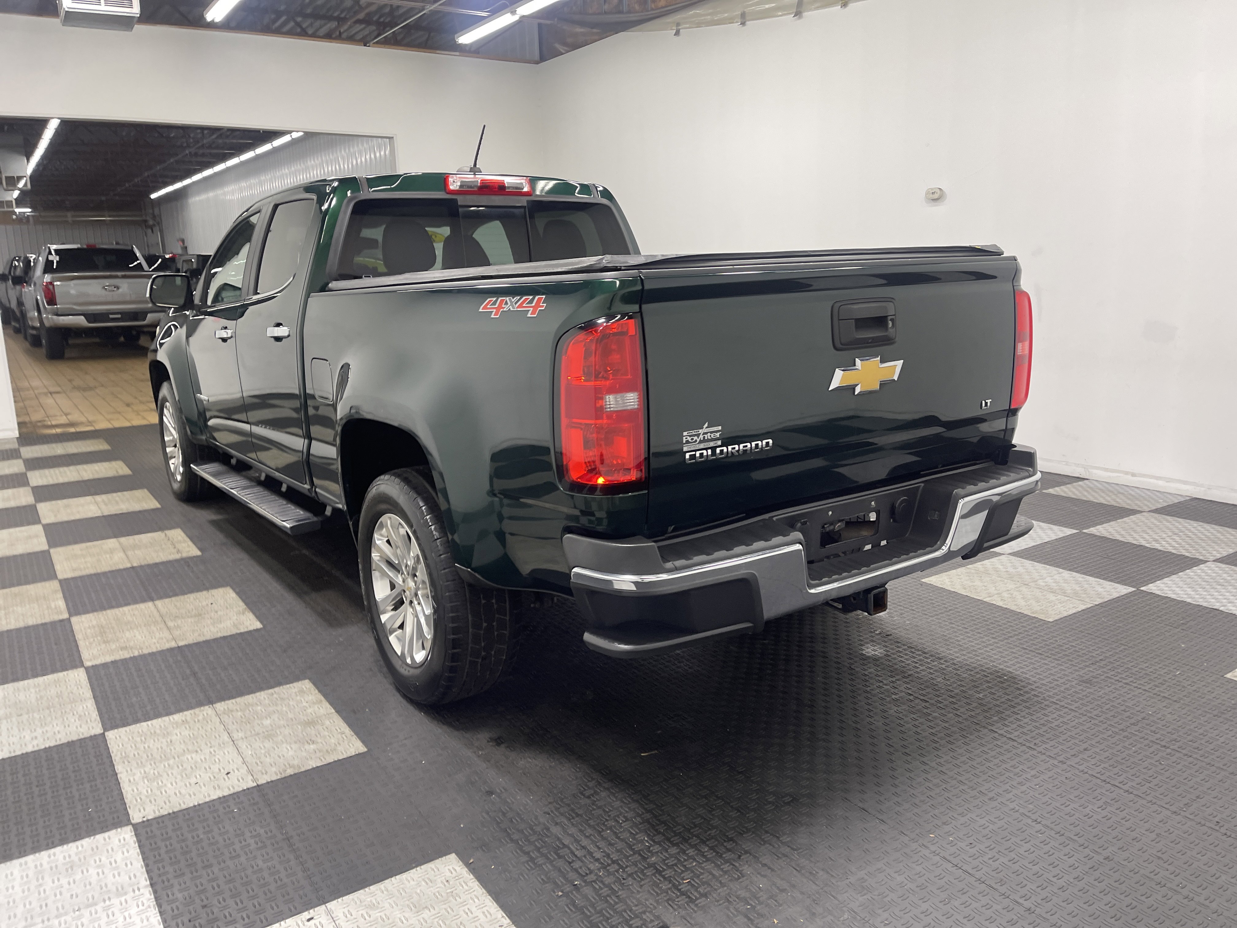 Used 2016 Chevrolet Colorado LT w/ Luxury Package, Chrome image 2