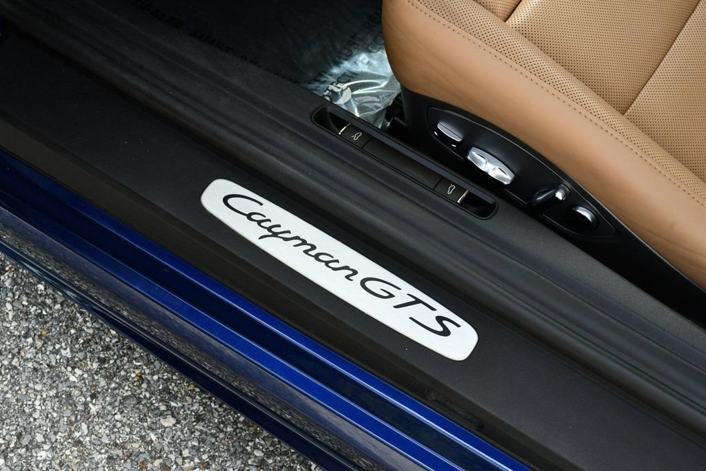 Used 2022 Porsche 718 Cayman GTS RWD image 60