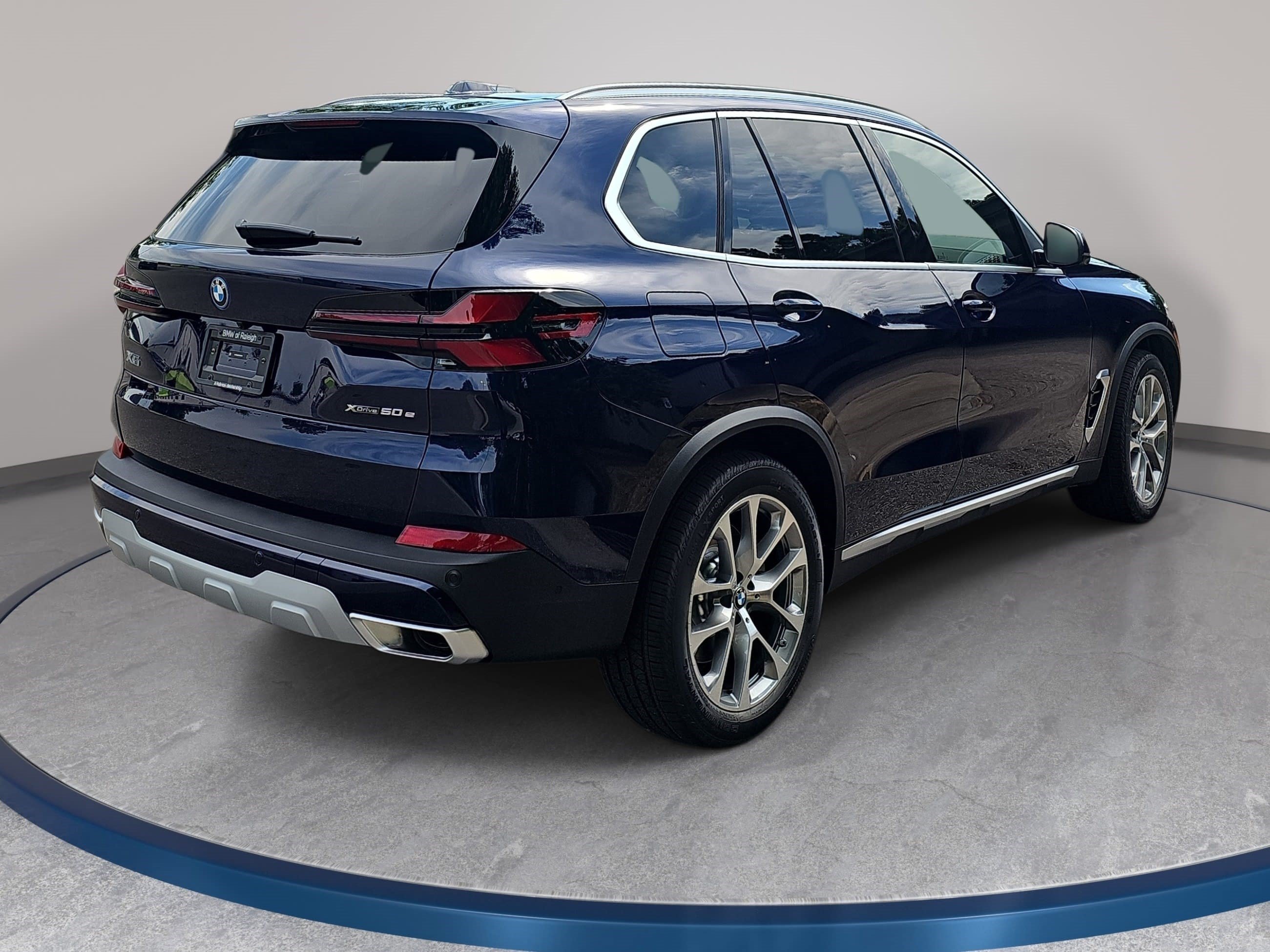 New 2026 BMW X5 xDrive50e AWD/4WD image 5