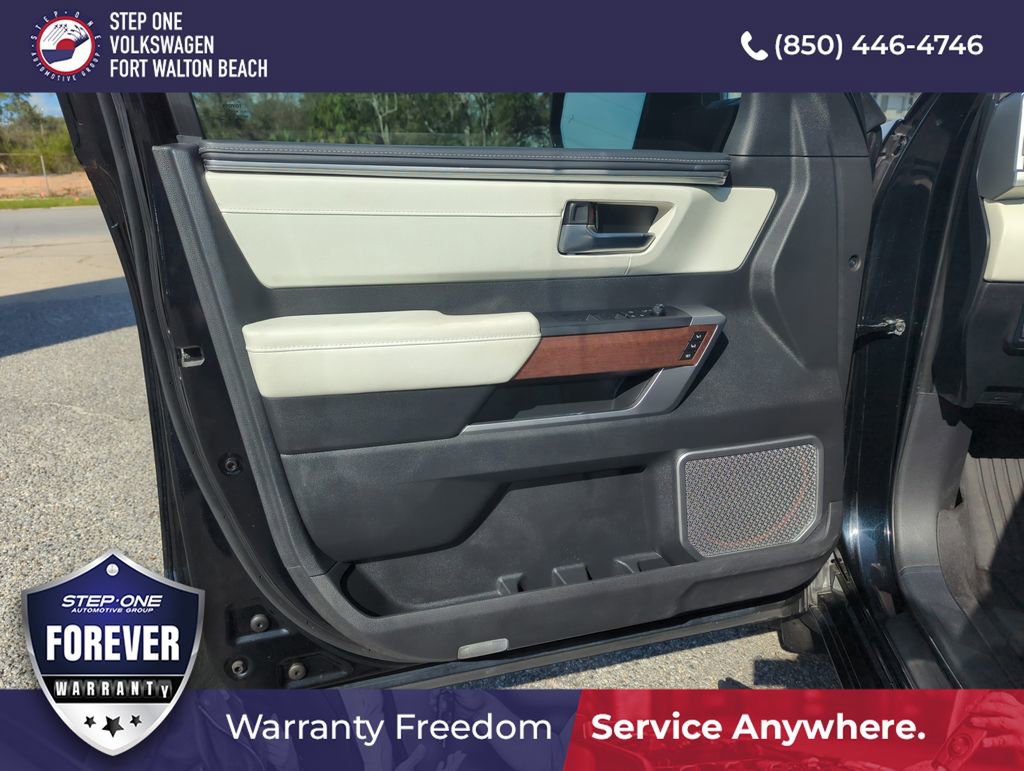 Used 2024 Toyota Sequoia Capstone image 18