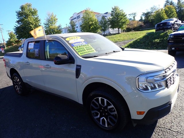 Certified 2024 Ford Maverick Lariat image 3