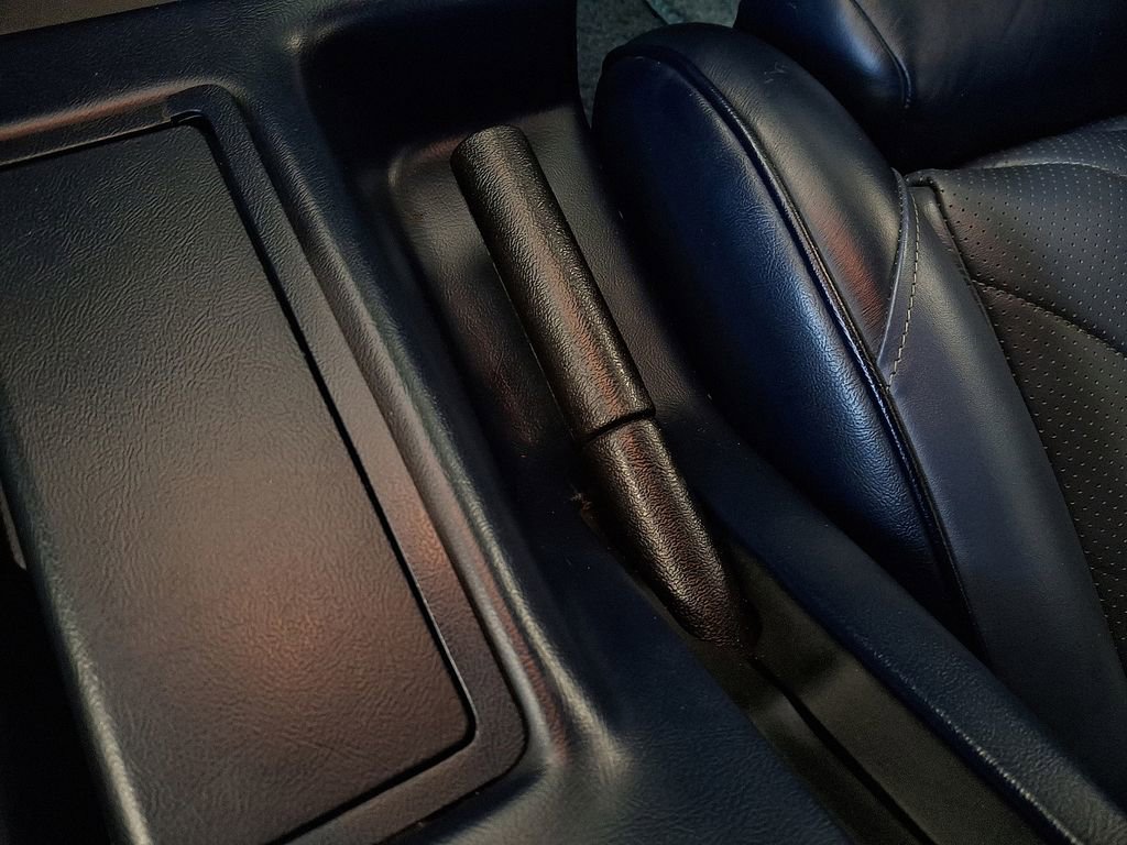 Used 1989 Ford Mustang LX image 23