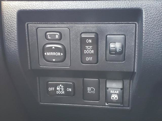 Certified 2020 Toyota Tundra TRD Pro AWD/4WD image 31