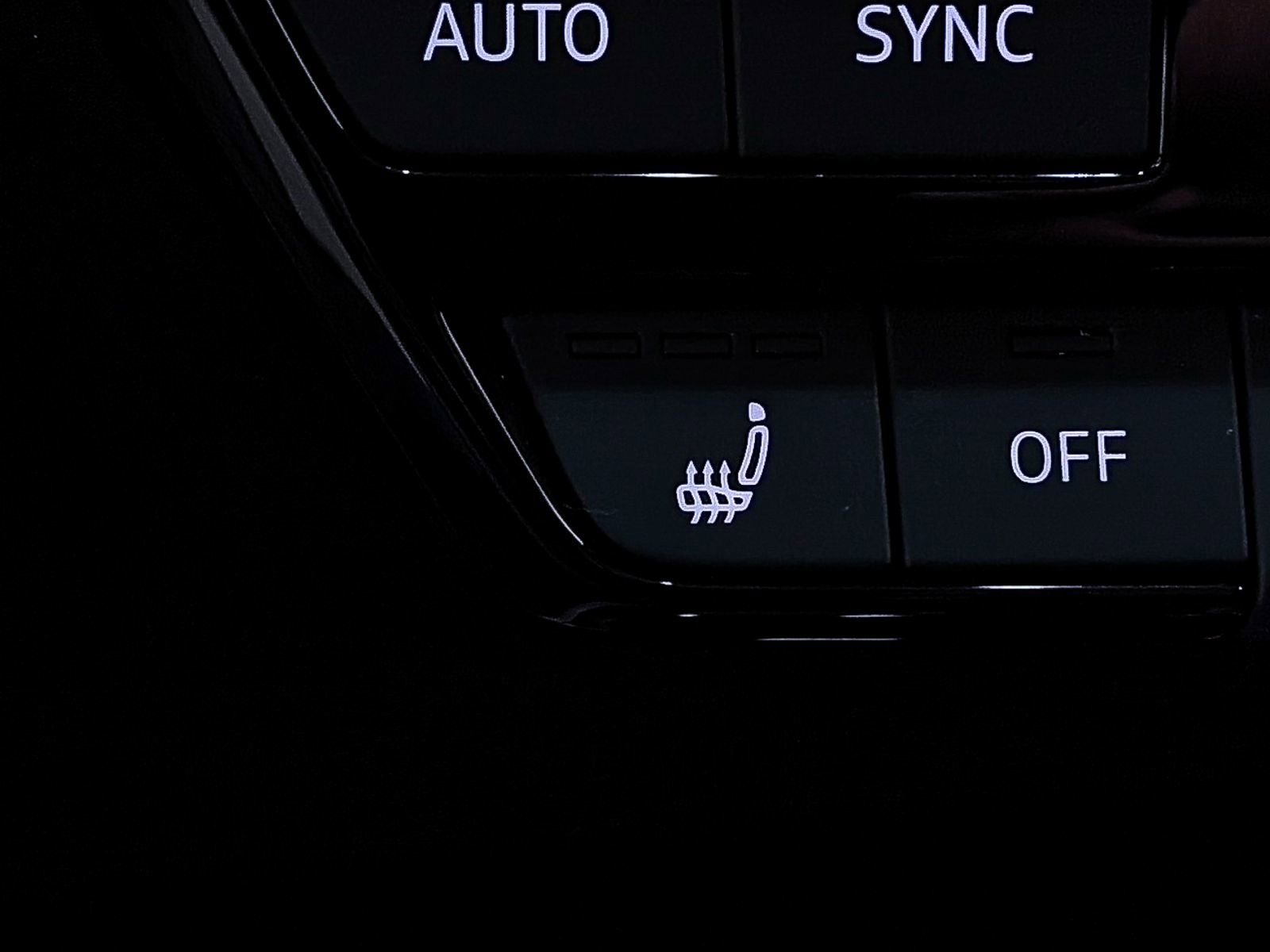 Used 2024 Audi Q4 e-tron Premium Plus w/ Premium Plus AWD/4WD image 19