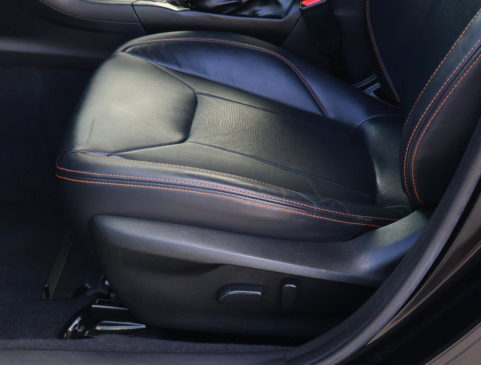 Used 2018 Subaru Crosstrek 2.0i Limited image 14